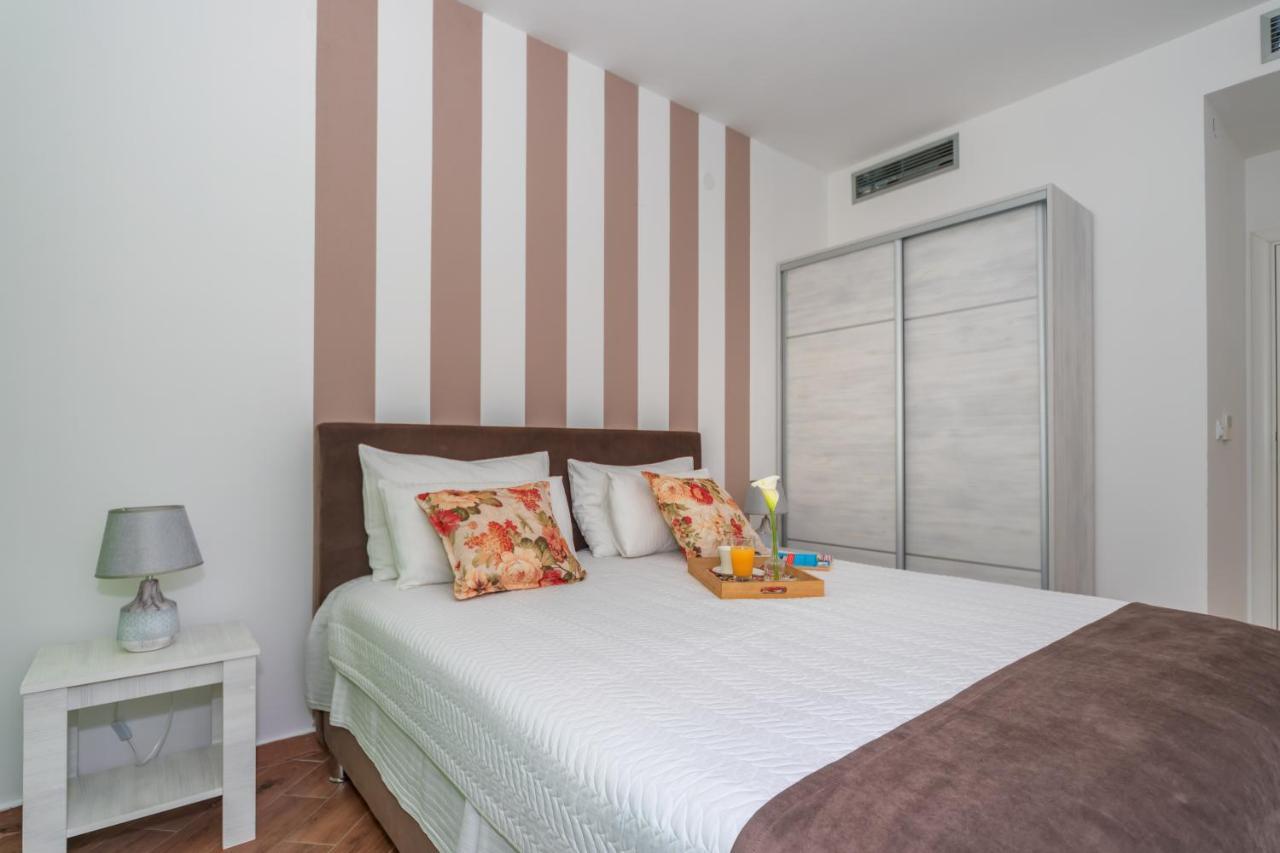 Apartments Fortunella Petrovac ห้อง รูปภาพ
