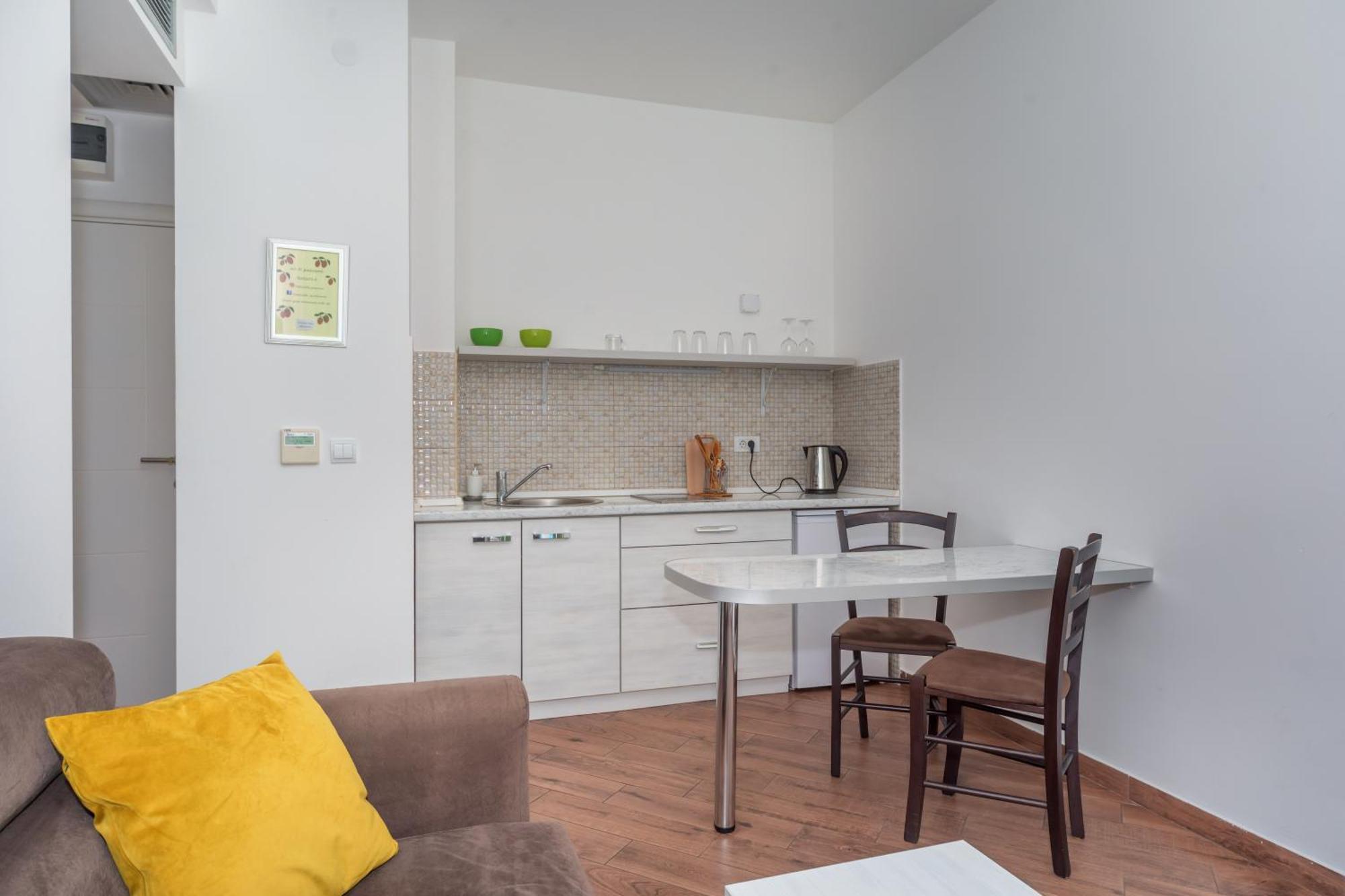 Apartments Fortunella Petrovac ห้อง รูปภาพ