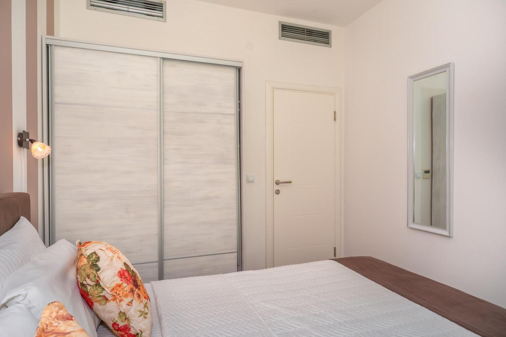 Apartments Fortunella Petrovac ห้อง รูปภาพ